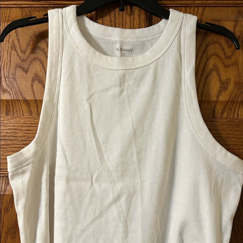 Old Navy White Ribbed Tank - Picture 3 of 5